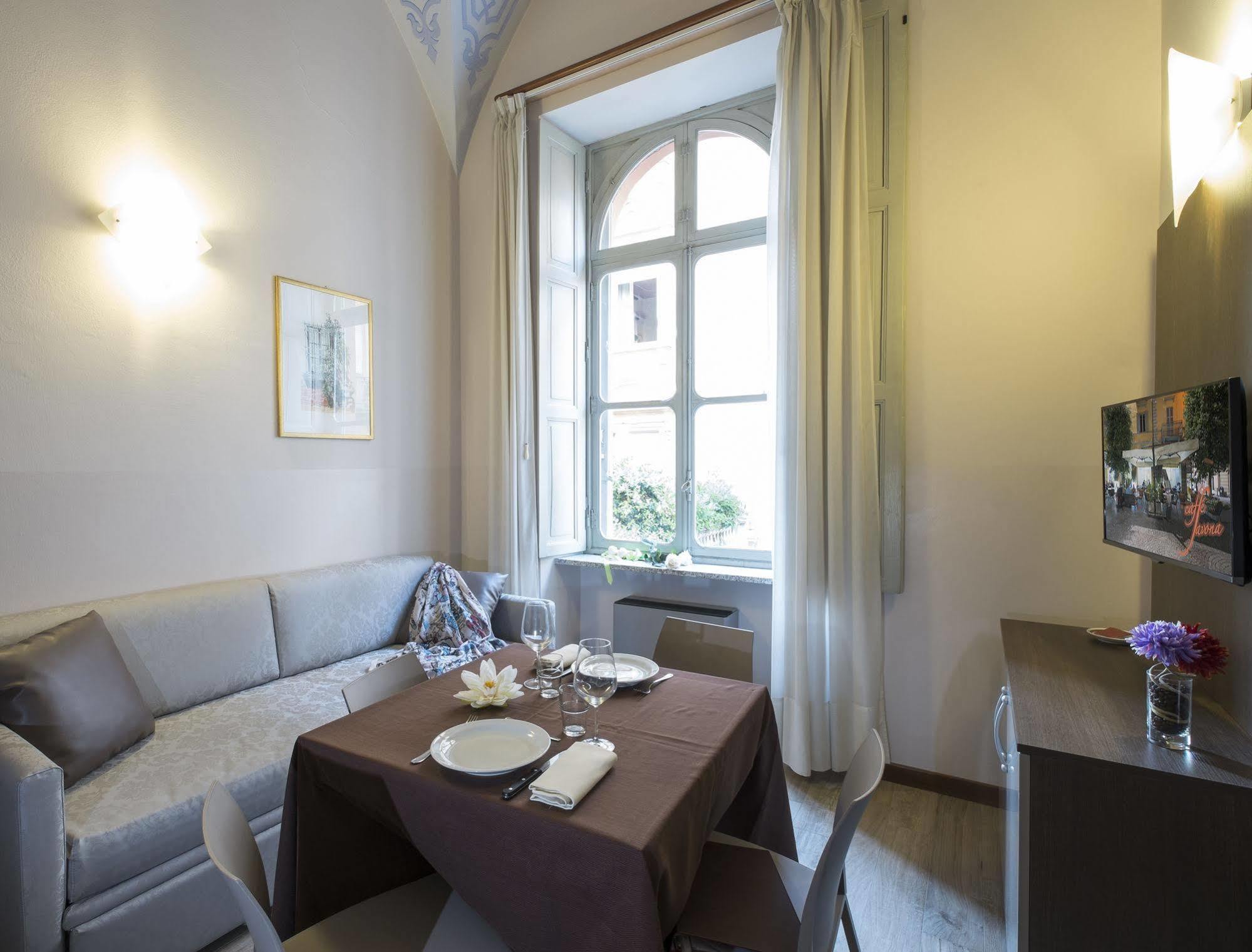 Residence Caffe Savona Альба Екстер'єр фото